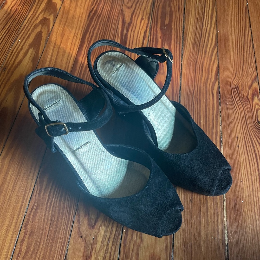 Black Wedged Heels